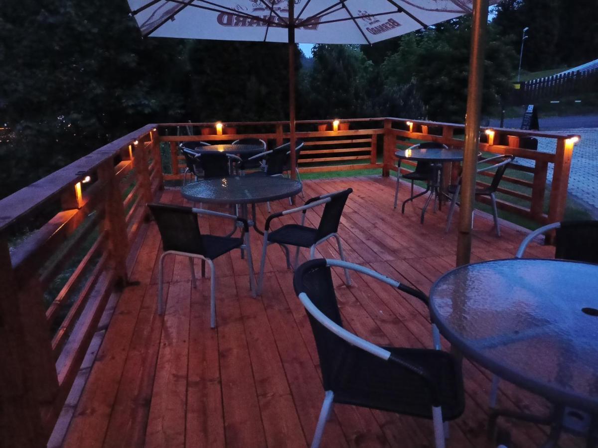 Rodinny "Hotel U Mustku" Desna  Bagian luar foto