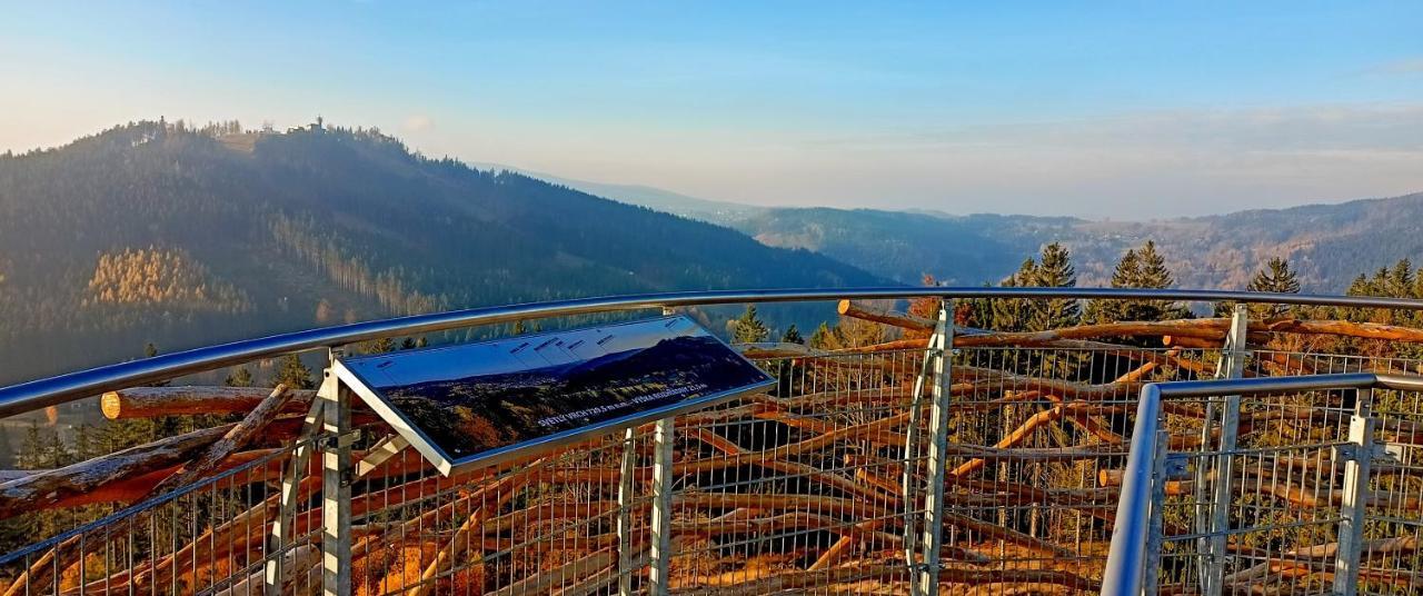 Rodinny "Hotel U Mustku" Desna  Bagian luar foto
