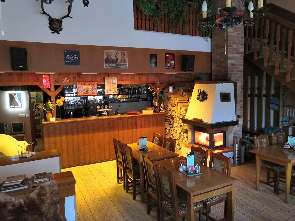 Rodinny "Hotel U Mustku" Desna  Bagian luar foto
